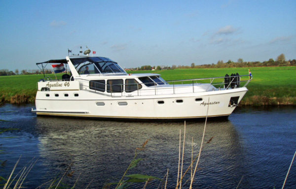 Boote in Heerenveen/NL-Friesland