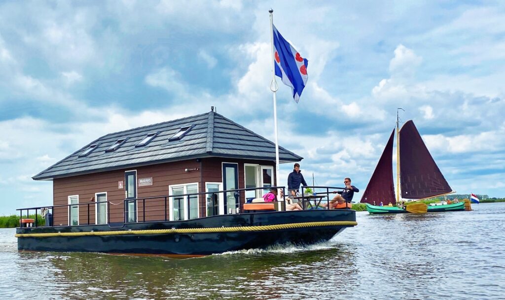 Hausboot mit Skipper in Holland