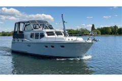 Motoryacht-Advantage-38-Brandenburg-an-der-Havel