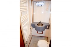 Motoryacht-mieten-Holland-Advantage42-D-79Bad2