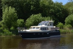 Motoryacht Advantage 42 ab Brandenburg