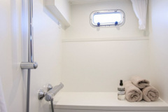Dusche-Motoryacht-Allegra-Star-Holland