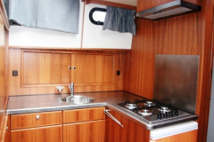 Kueche-Motoryacht-Blue-Comfort-Holland