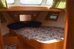 Schlafkabine-Bug-Motoryacht-Blueflower-Holland