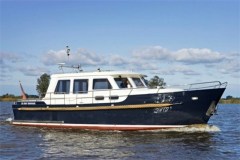 1 Motoryacht Bravoure 34 ab Brandenburg