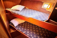 Schlafkabine-Motoryacht-Comtesse-Heck