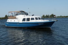 Motoryacht-Euphoria-fuer-10-Personen-in-Holland-mieten