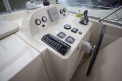 Steuerstand-Motoryacht-Euphoria-Holland