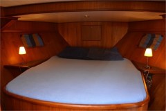 Schlafkabine-Bug-Motoryacht-Evolution-Holland