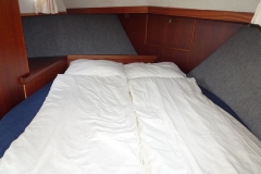 Bett Motoryacht Freule