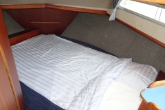 Bett Motoryacht Freule