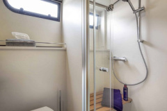 Dusche-Linssen-Motoryacht-Grey-Goose-Suedholland