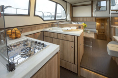 Kueche-Linssen-Motoryacht-Grey-Goose-Suedholland