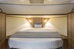 Schlafkabine-Bug-Linssen-Motoryacht-Grey-Goose-Suedholland