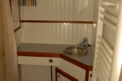 Hausboot Ijsvogel Südholland Dusche
