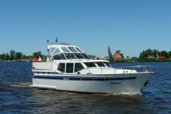 Motoryacht-Jassana-Grou