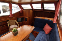 Salon-Motoryacht-Jassana-Grou