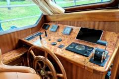 Motoryacht-Patron-steuerstand-Holland