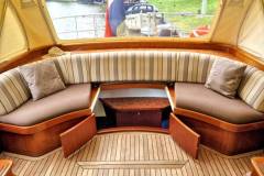 Sitzecke-Motoryacht-Patron-Holland