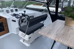 Steuerstand-Motoryacht-Luna-Star-Holland