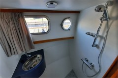 1_Dusche-Motoryacht-Martje-Holland