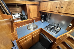 Kueche-Motoryacht-Nancy-Holland