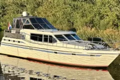 Motoryacht-Nancy