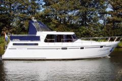 Motoryacht-Nanda-Holland