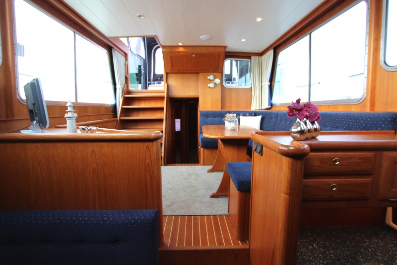 Yachtcharter in Holland für 2-14 Personen ohne Führerschein