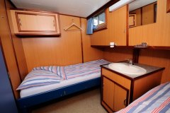 Schlafkabine-Motoryacht-Olympiakreuzer-Warmond-Holland
