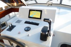 Steuerstand-Motoryacht-Mimarli-Holland