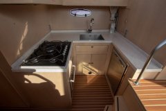 Kueche-Motoryacht-Pieton