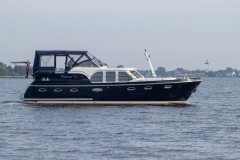 Motoryacht-Pieton