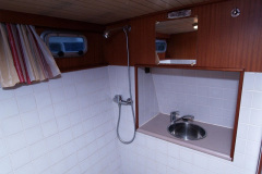 Dusche-Motoryacht-Roselle-Grou
