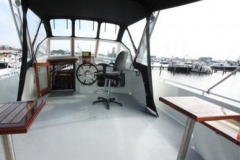 Steuerstand-Motoryacht-Seerose-Holland