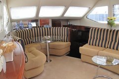 Motoryacht-Holland-mieten-Salon-Victoria