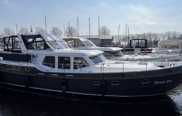 Floralia Star (ab NL-Sneek)