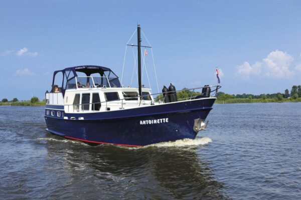 Motoryacht Antoinette Holland