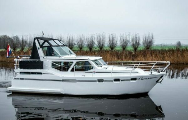 Boote in Grou/NL-Friesland