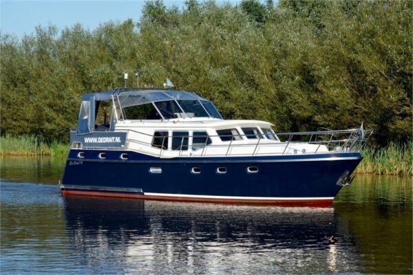 Motoryacht mieten in Holland Advantage 42 D 79