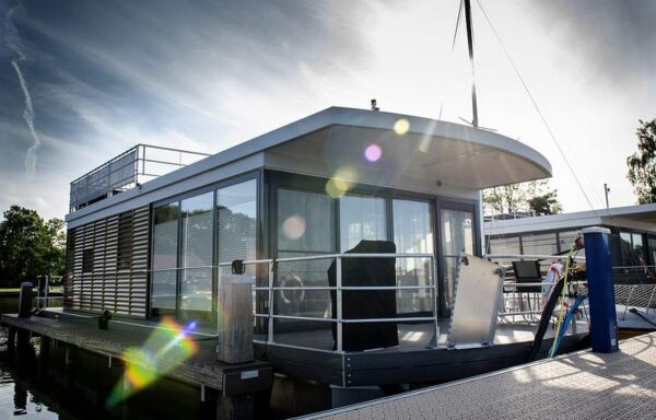 Hausboot „Elysium“ (NL-Friesland)